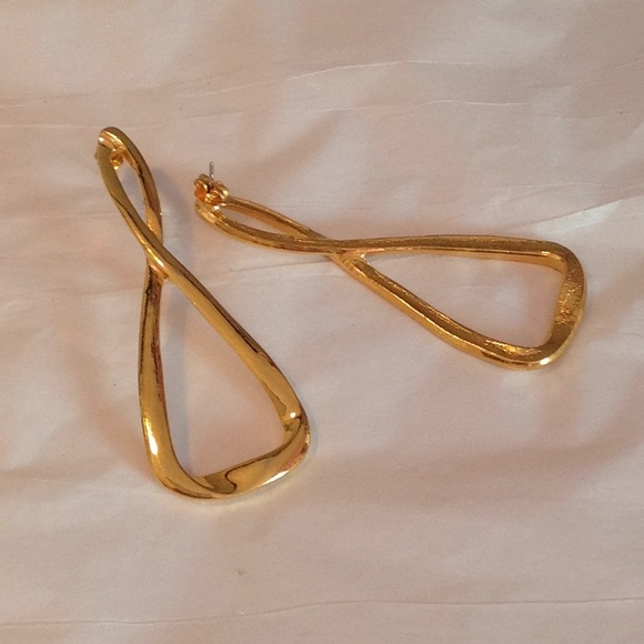 Gold Metal Post Earrings 2 1/2 " - Picture 2 of 7